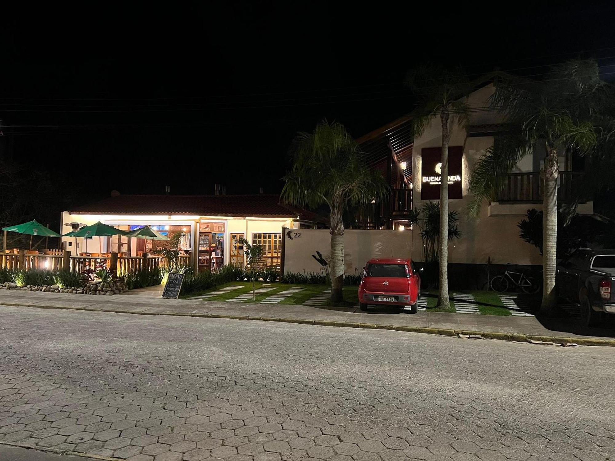 Pousada Buena Onda - Garopaba-Sc - 50M Da Praia 外观 照片