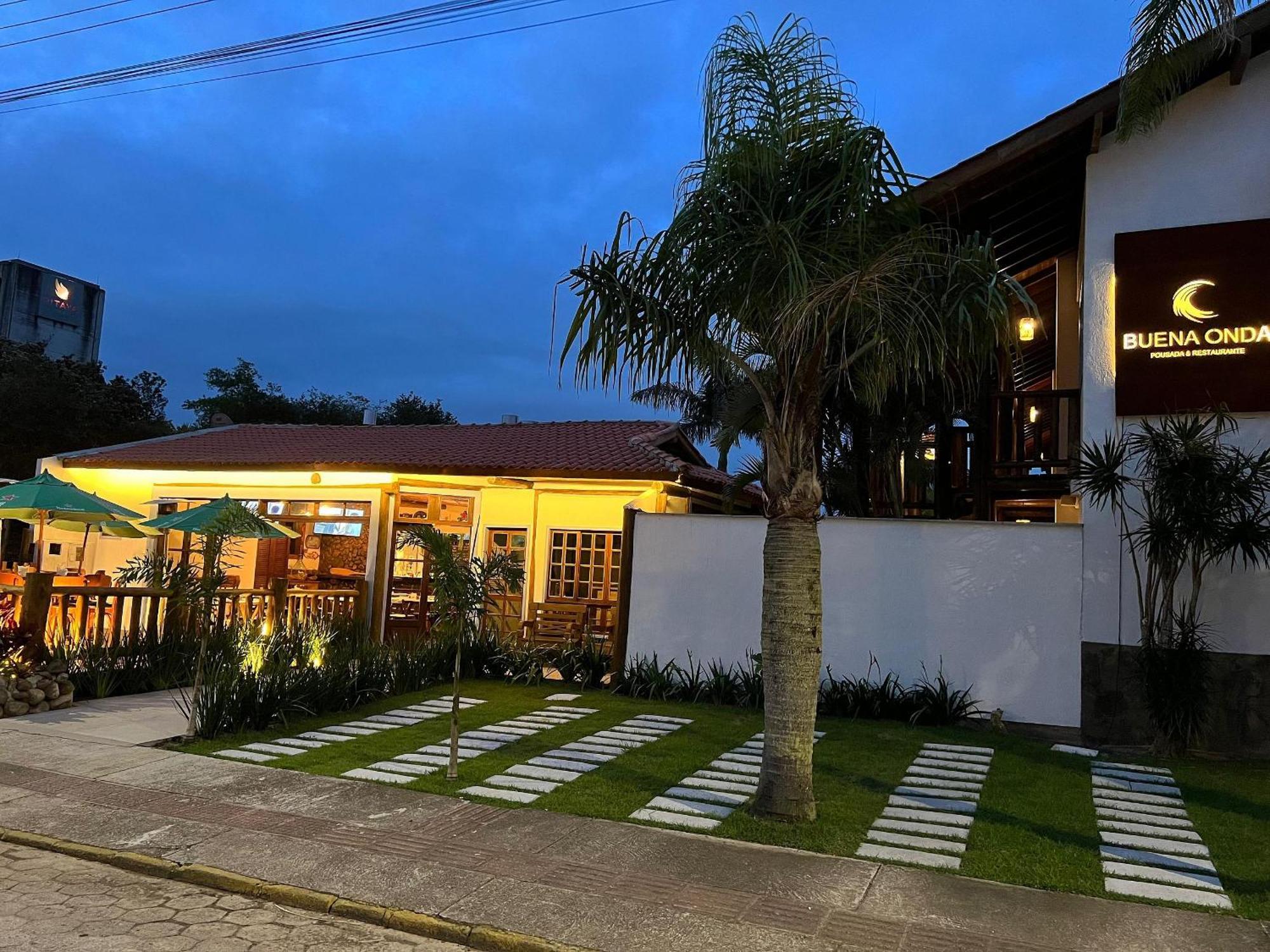 Pousada Buena Onda - Garopaba-Sc - 50M Da Praia 外观 照片